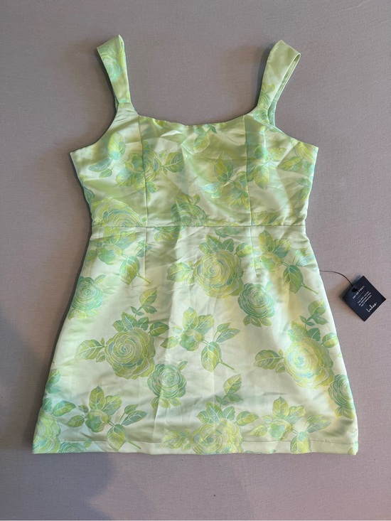 Lulus Dresses & Skirts - NWT Lulu's Light Green Floral Jacquard Mini Dress
